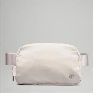 NWT LuluLemon Everywhere Belt Bag White Opal with Tags